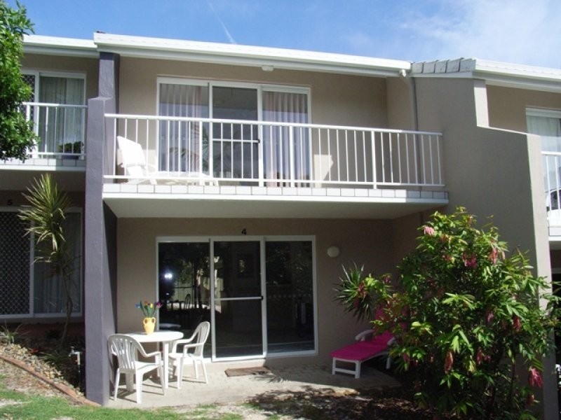 4/23 Margit Crescent, Sunrise Beach QLD 4567