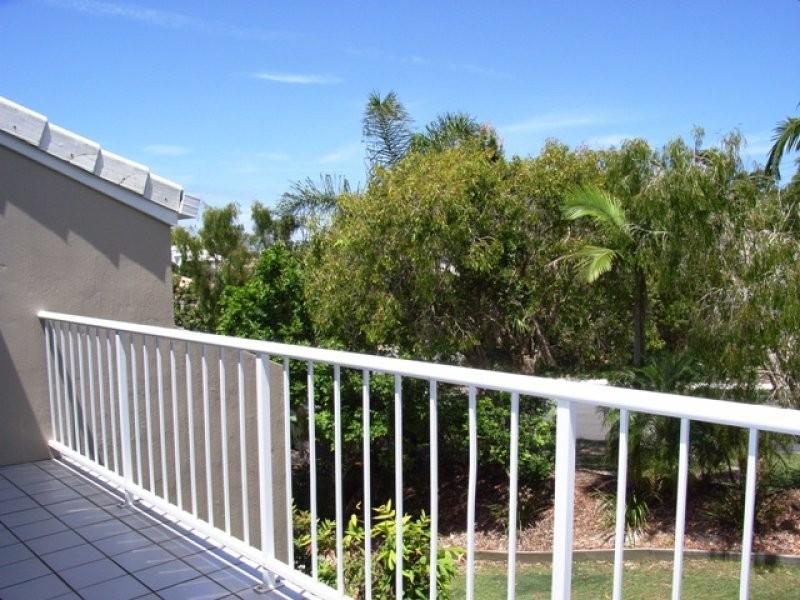 4/23 Margit Crescent, Sunrise Beach QLD 4567