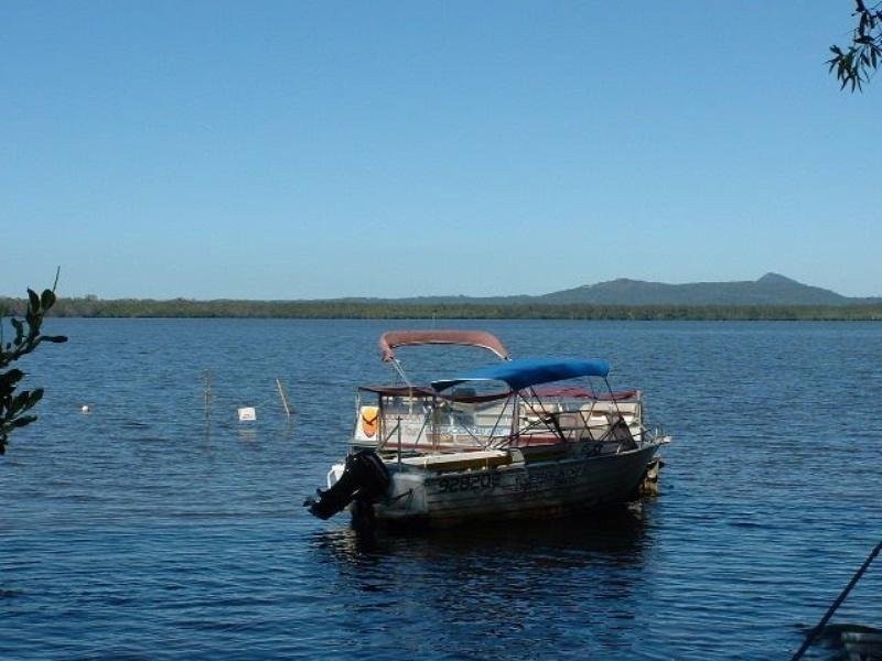 18 Lake Flat Road, Boreen Point QLD 4565