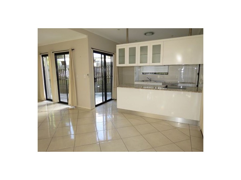 9b Blackall Street, Woombye QLD 4559