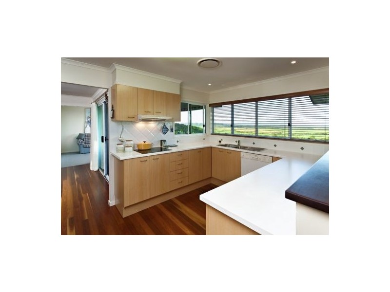 35 Tamin Place, Maroochy River QLD 4561