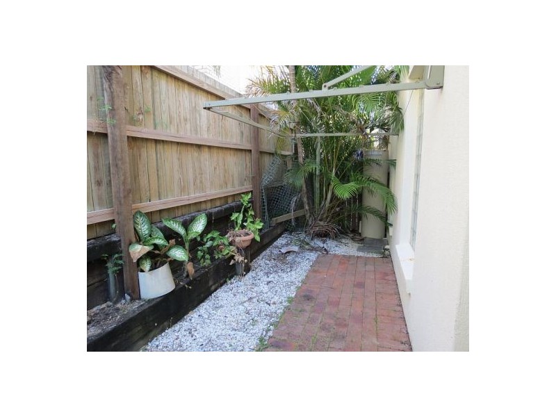 1/8 Arwen Street, Maroochydore QLD 4558