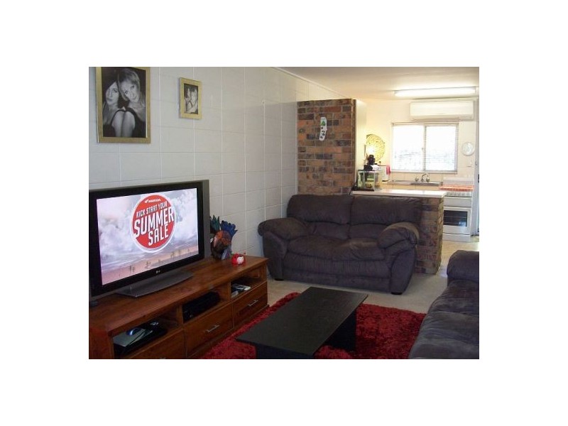 1/60 Broadsea Ave, Maroochydore QLD 4558