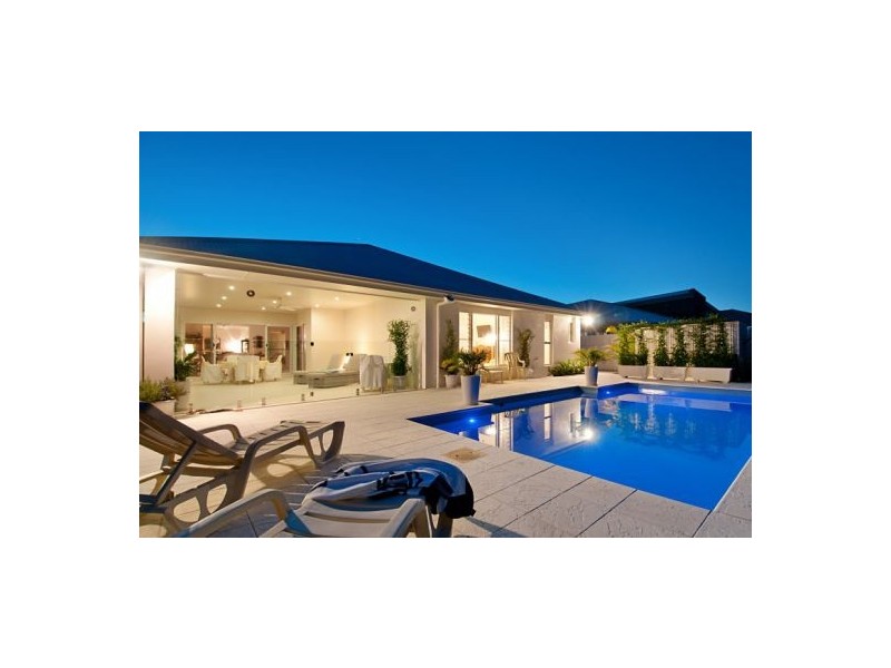 17 Augusta Crescent, Peregian Springs QLD 4573