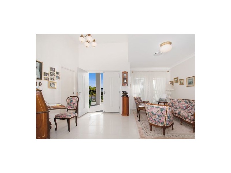 17 Augusta Crescent, Peregian Springs QLD 4573