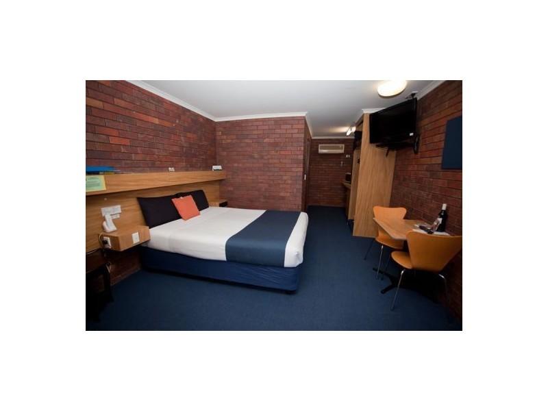 35 Ferry St, Maryborough QLD 4650