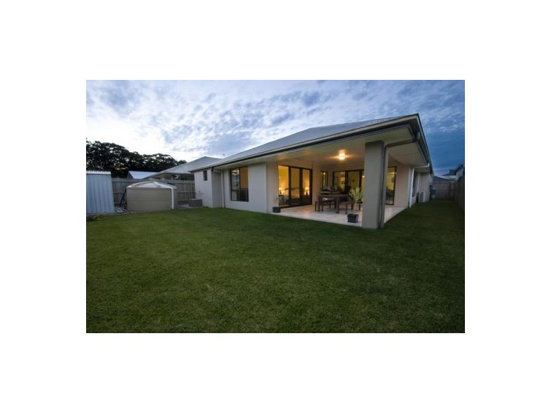 5 Leea Street, Sippy Downs QLD 4556
