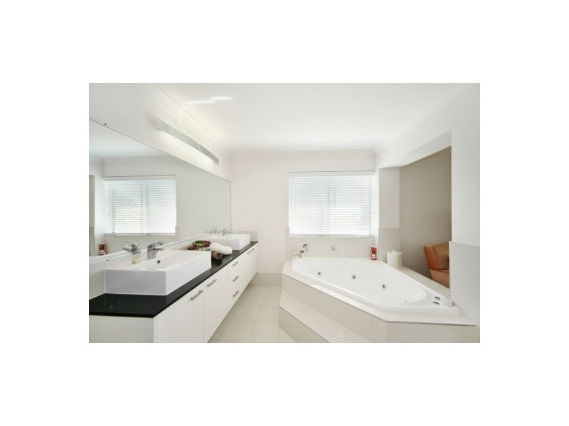 88 Countryview St, Woombye QLD 4559