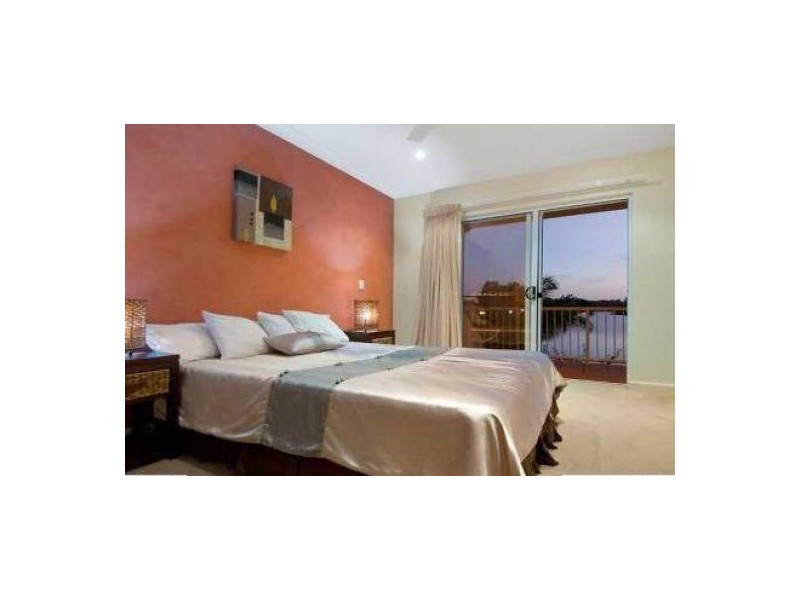 U 24, 151-153 Mudjimba Beach Rd, Mudjimba QLD 4564