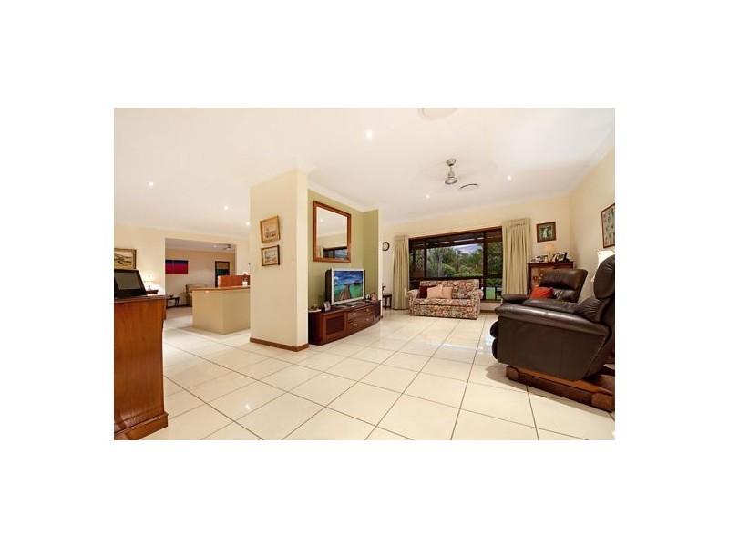2 Red Jacket Court, Palmwoods QLD 4555