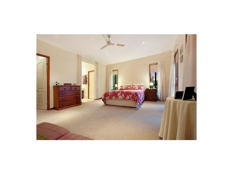 2 Red Jacket Court, Palmwoods QLD 4555