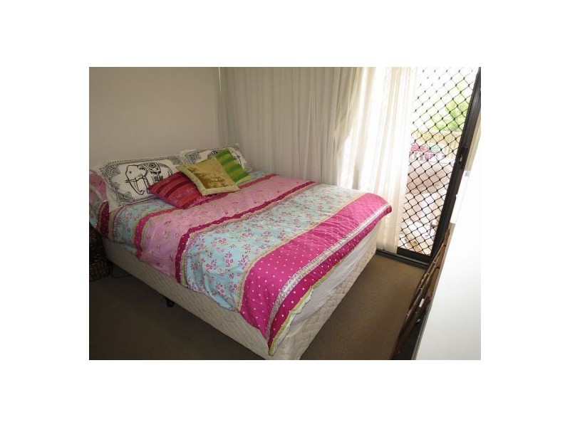 15/10 Grand Parade, Kawana Island QLD 4575