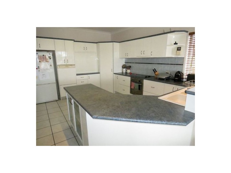 86 Chelsea Cres, Minyama QLD 4575