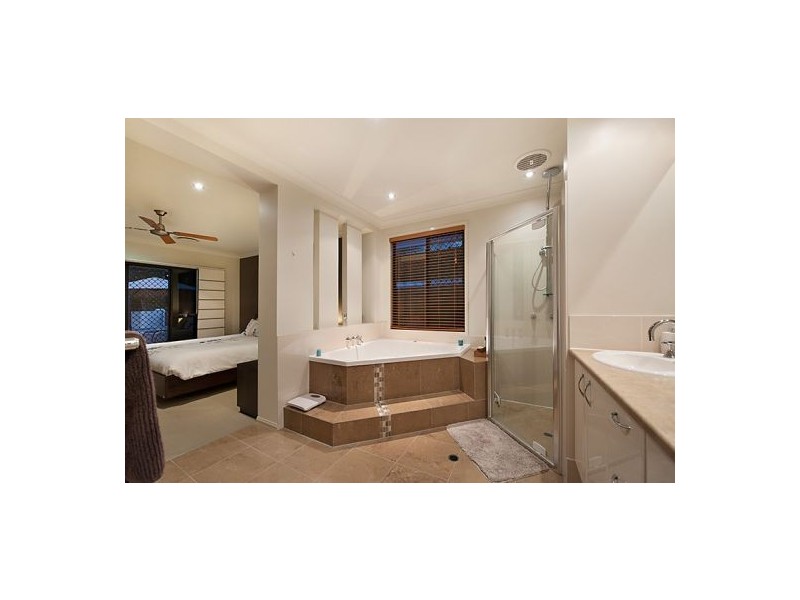 12 Flame Tree Court, Palmwoods QLD 4555