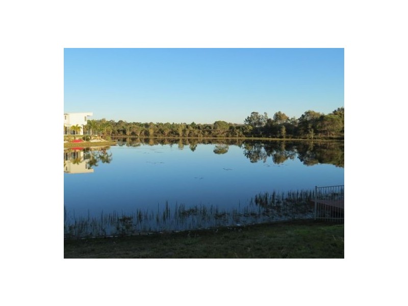 5 Ballinger Place, Pelican Waters QLD 4551