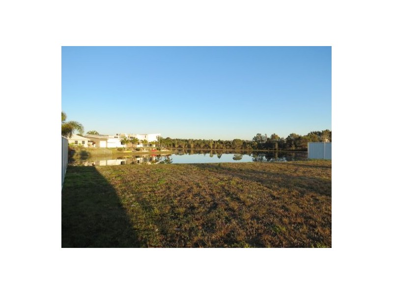 5 Ballinger Place, Pelican Waters QLD 4551