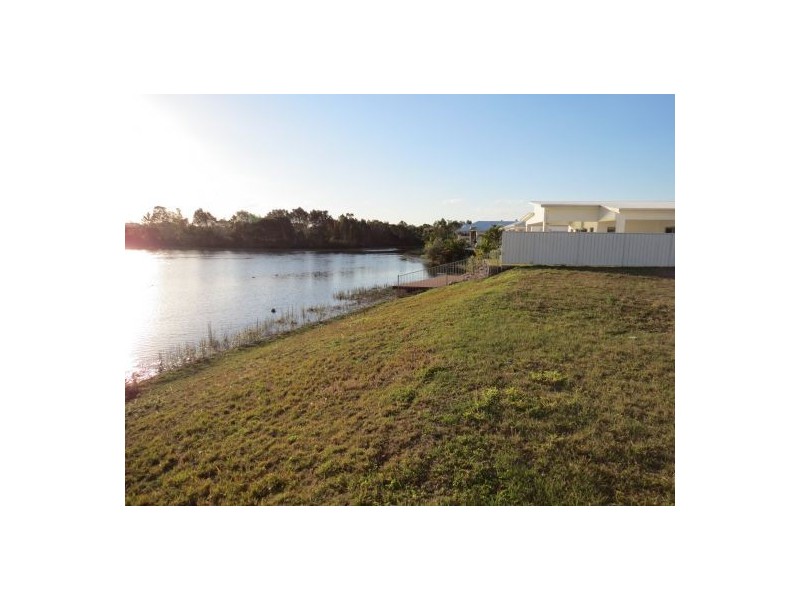 5 Ballinger Place, Pelican Waters QLD 4551