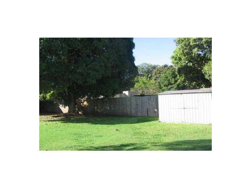 217 Broadwater Ave West, Maroochydore QLD 4558