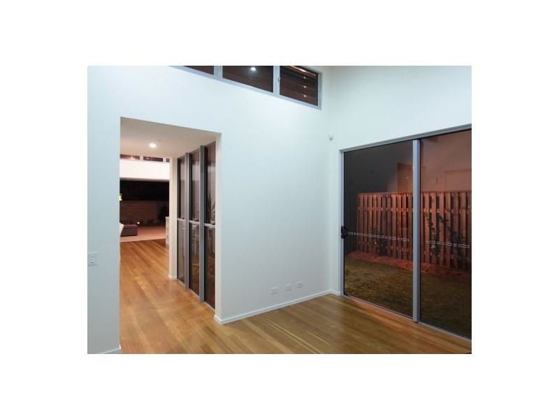 13 Sweep Court, Birtinya QLD 4575