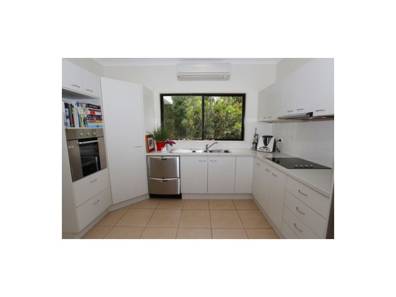 5/9a Deslynn Lane, Nambour QLD 4560