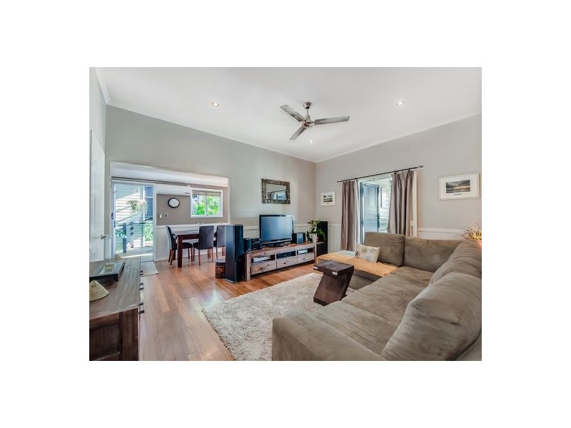 10 Mooloolah Rd., Mooloolah Valley QLD 4553