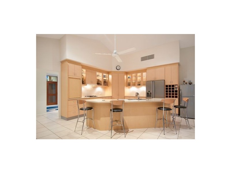 10 Flame Tree Court, Palmwoods QLD 4555
