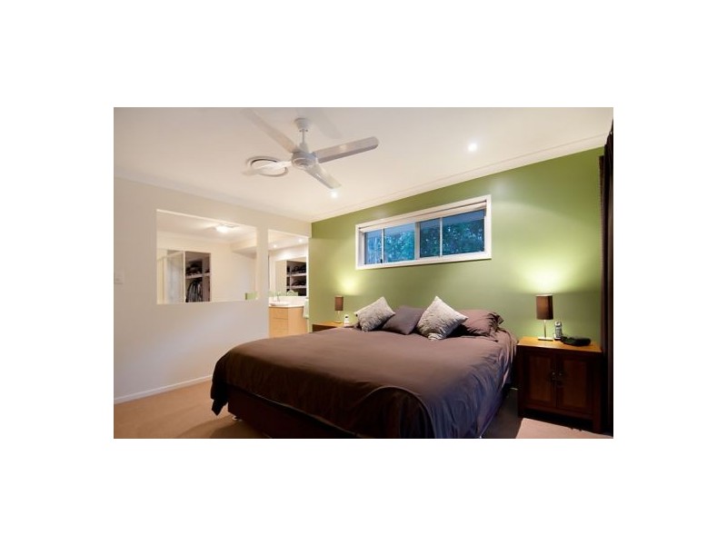 10 Flame Tree Court, Palmwoods QLD 4555