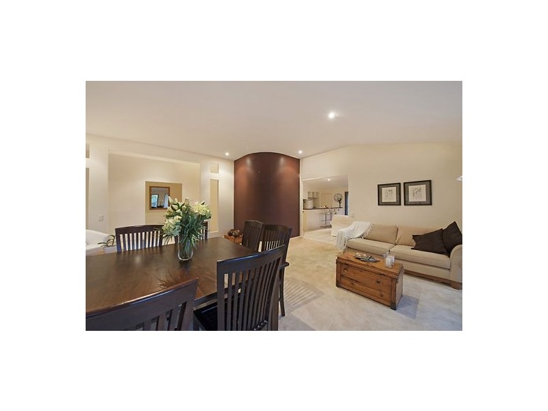 8 Evergreen Avenue, Palmwoods QLD 4555
