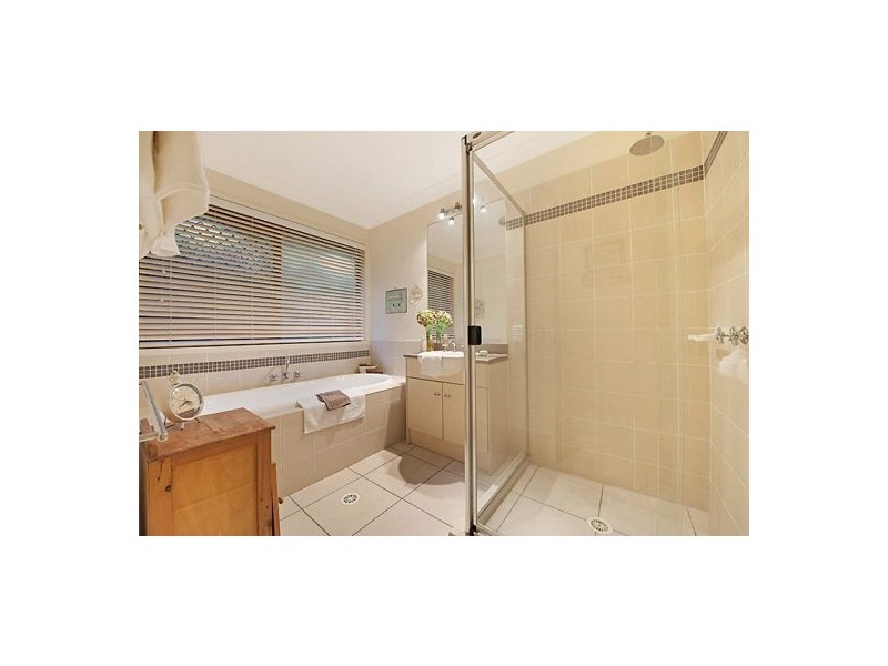 8 Evergreen Avenue, Palmwoods QLD 4555