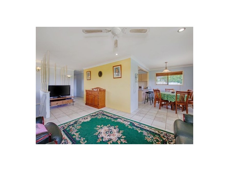 7 School Rd, Bli Bli QLD 4560