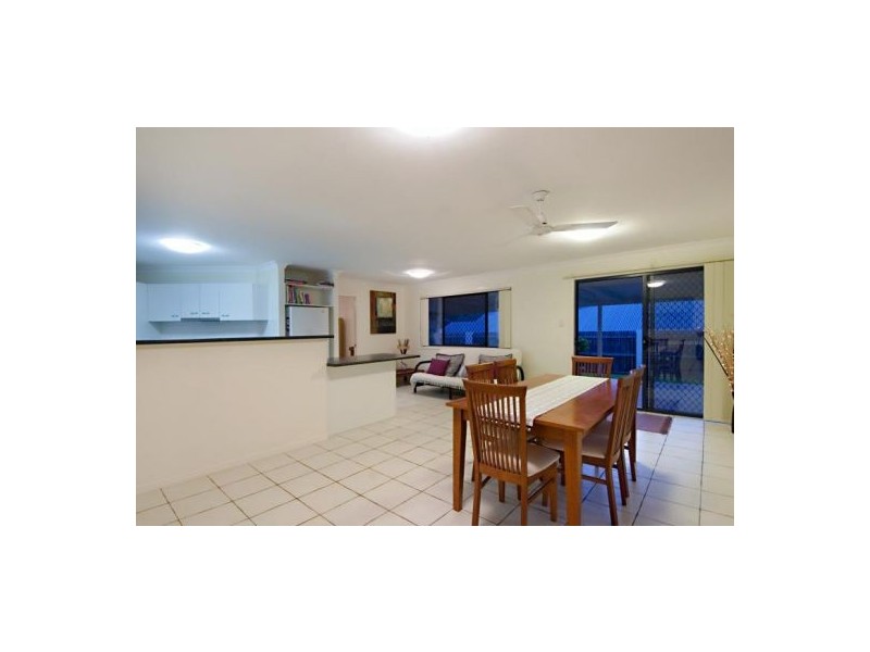 28 Petigrain Avenue, Palmwoods QLD 4555