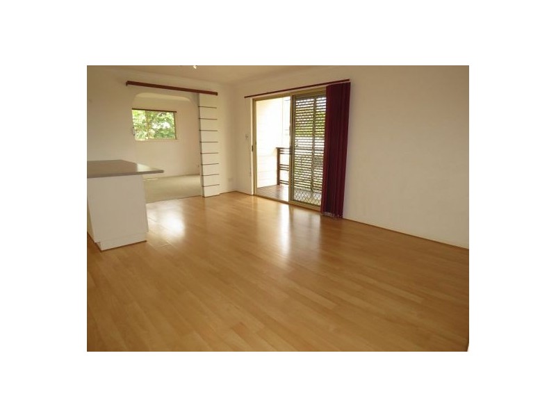 6 Bluegum Court, Little Mountain QLD 4551