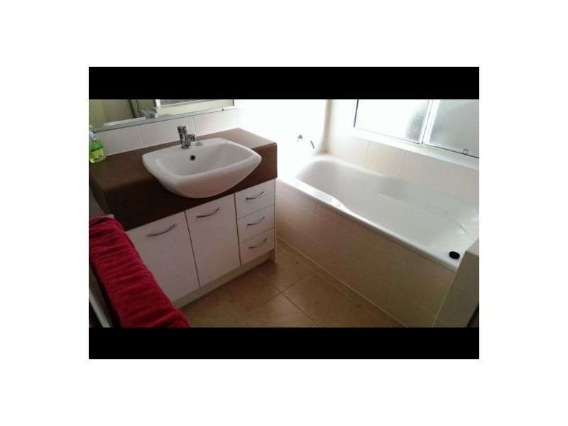 3 Haven Court, Mooloolah Valley QLD 4553