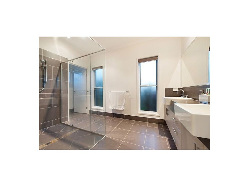 56 Petigrain Macadam Court, Palmwoods QLD 4555