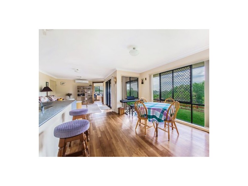 9 Summit Street, Flaxton QLD 4560