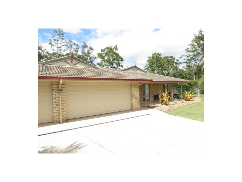 71 Glenfinnan Court, Forest Glen QLD 4556