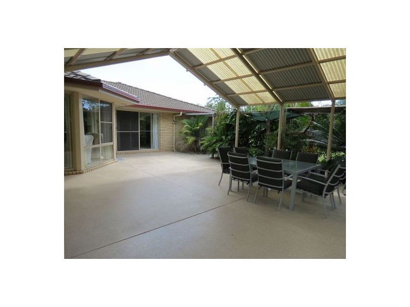 71 Glenfinnan Court, Forest Glen QLD 4556