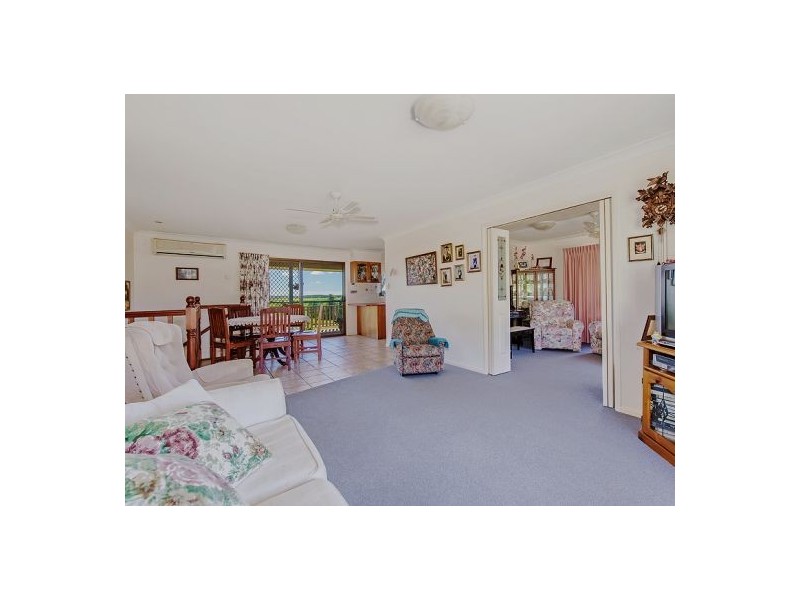 67 Thomas Road, Bli Bli QLD 4560