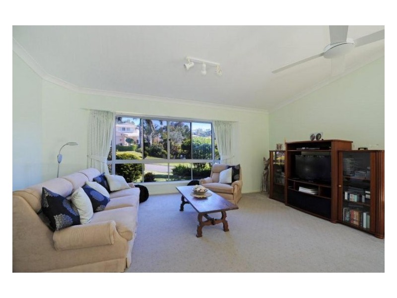 1 Albatross Avenue, Nambour QLD 4560