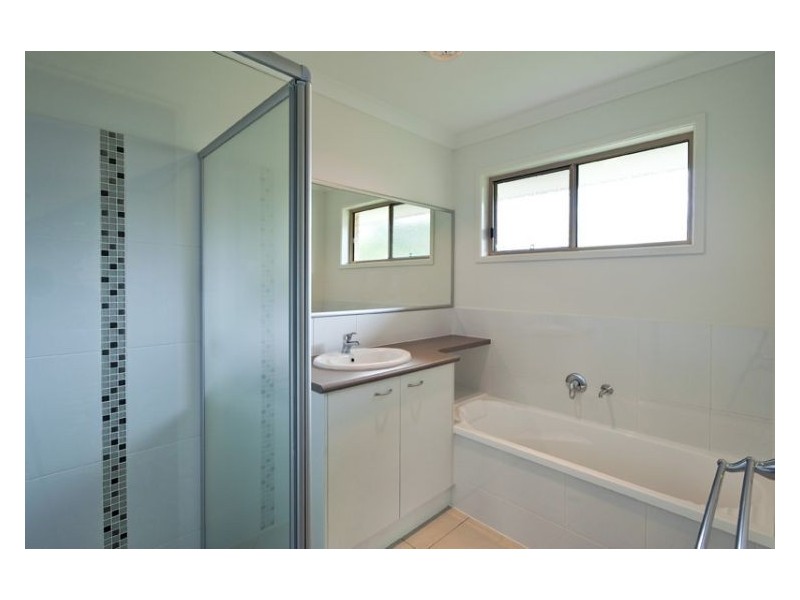9 Wallace Close, Coes Creek QLD 4560