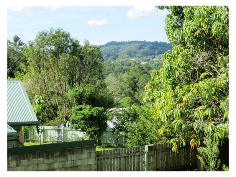 117 Perwillowen Road, Burnside QLD 4560