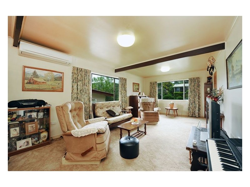 18 Valley View Street, Burnside QLD 4560