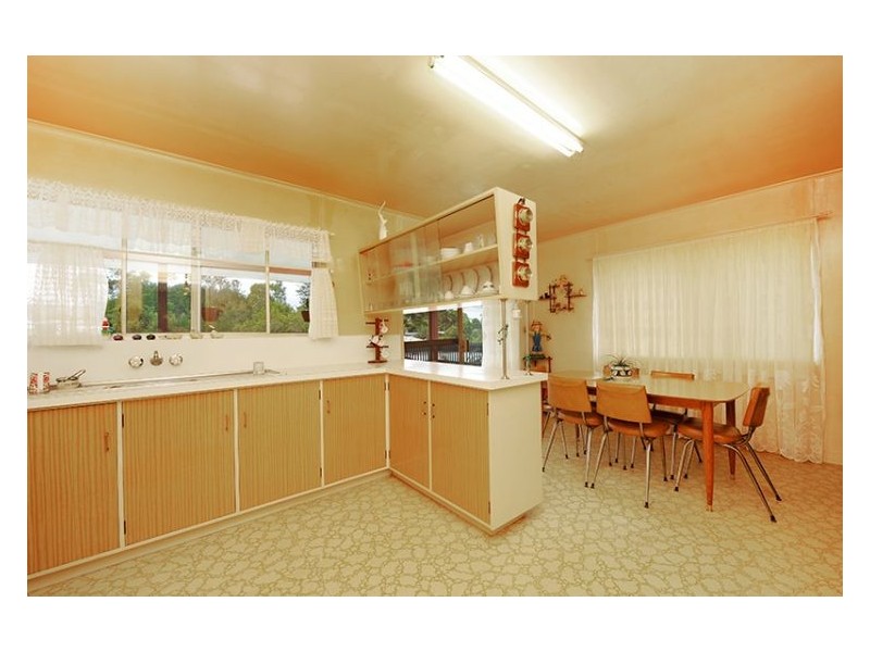 18 Valley View Street, Burnside QLD 4560