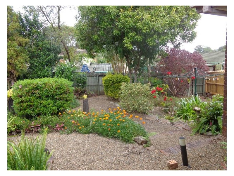 8 Muirfield Crescent, Nambour QLD 4560