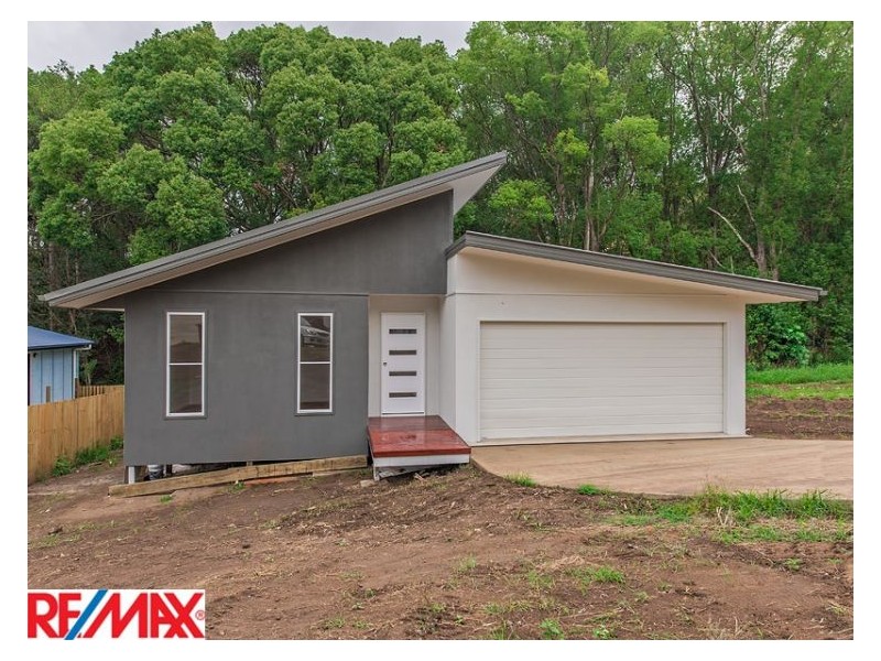 13 Linsay Circuit, Nambour QLD 4560