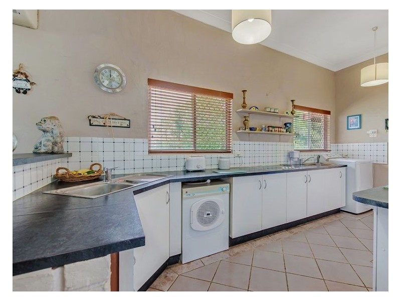 12 Rifle Range Road, Nambour QLD 4560