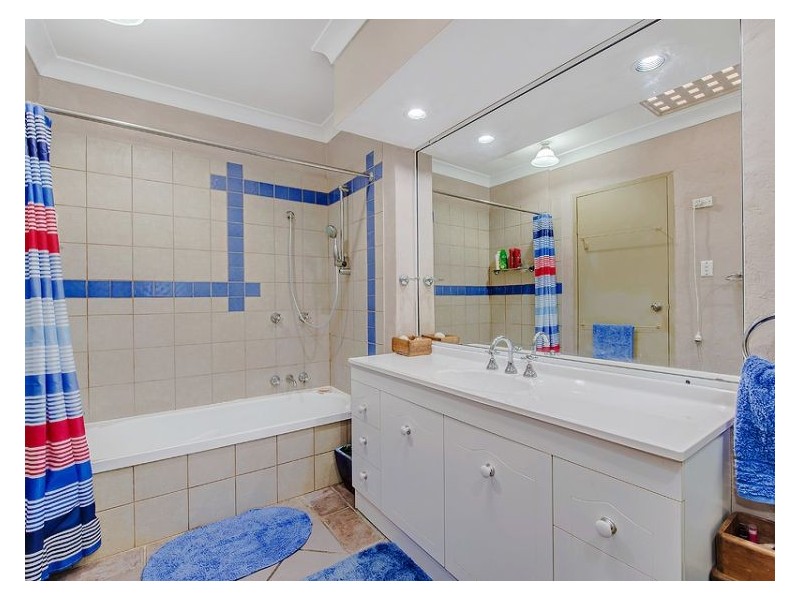12 Rifle Range Road, Nambour QLD 4560