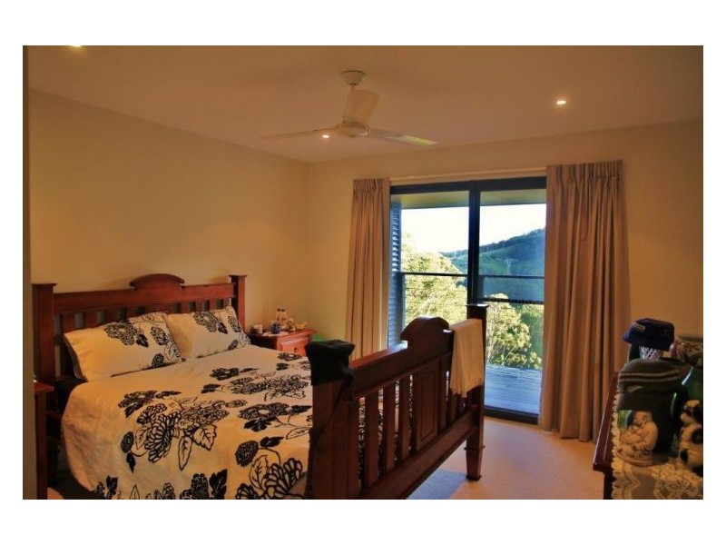 410 Hunchy Road, Hunchy QLD 4555