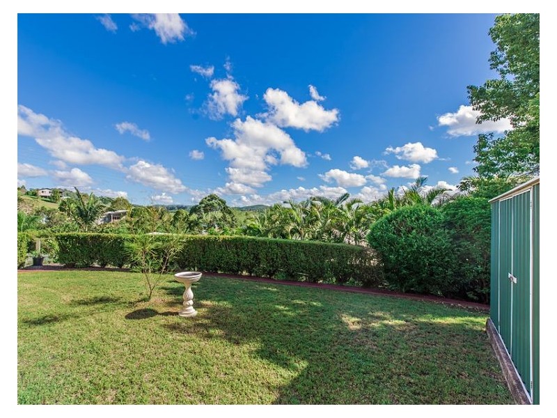 13 Vivian Street, Highworth QLD 4560
