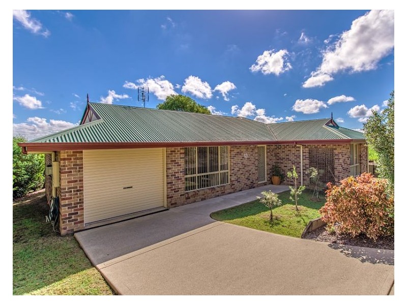 13 Vivian Street, Highworth QLD 4560